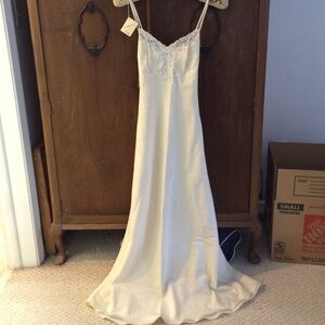 NWT negligee off WH LONG satin ties in back